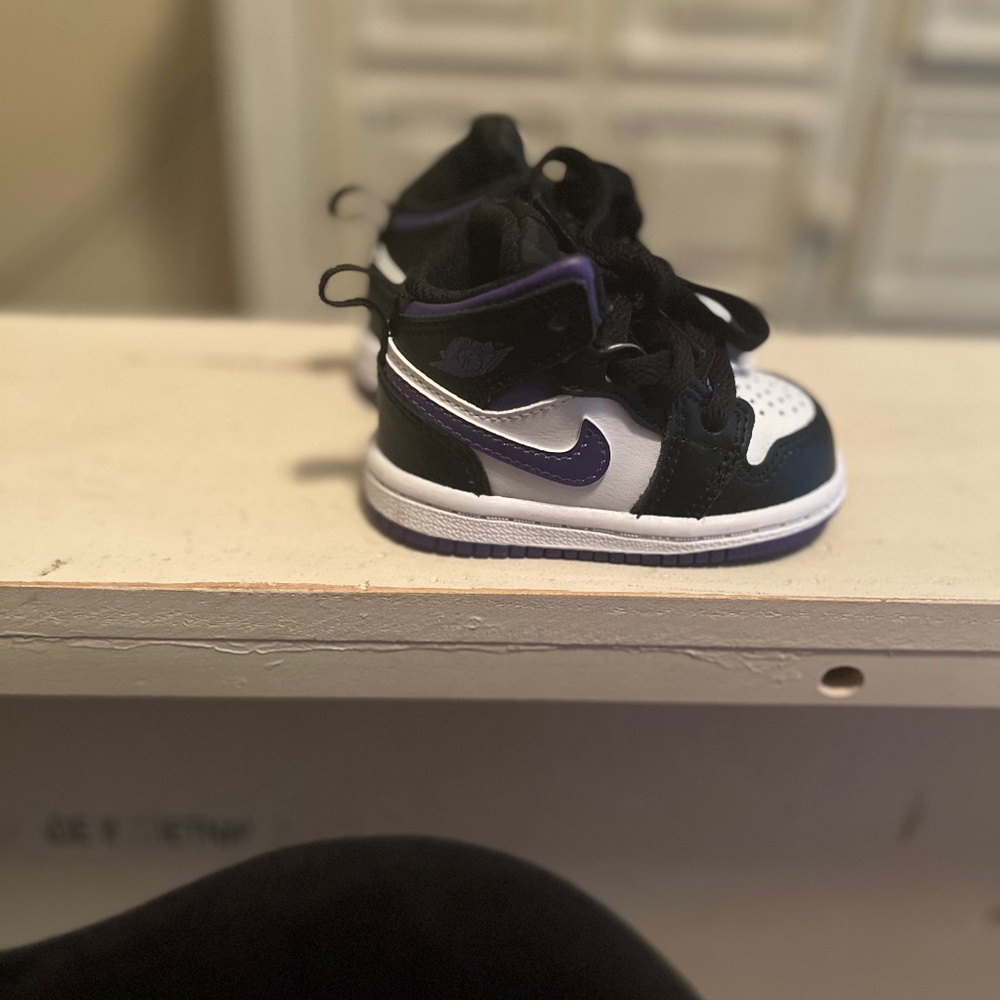 Air Jordan 1